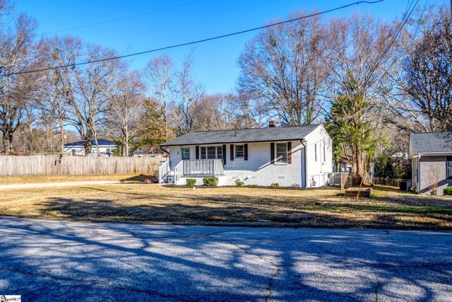 49 Tuskegee Avenue, Greenville, SC 29607