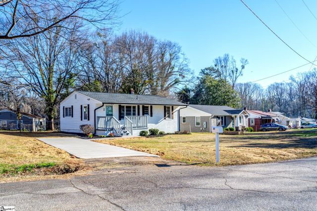 49 Tuskegee Avenue, Greenville, SC 29607