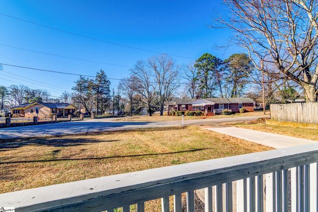 49 Tuskegee Avenue, Greenville, SC 29607