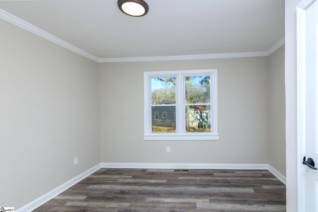 49 Tuskegee Avenue, Greenville, SC 29607