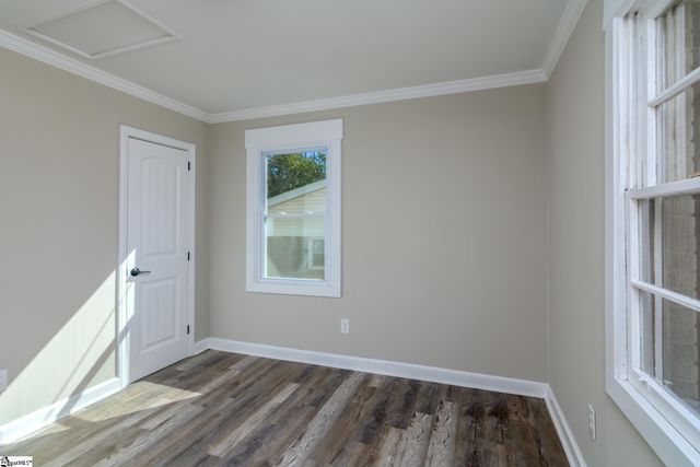 49 Tuskegee Avenue, Greenville, SC 29607