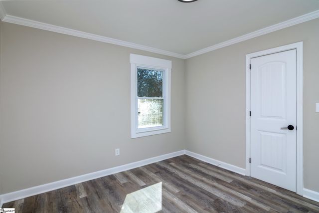 49 Tuskegee Avenue, Greenville, SC 29607