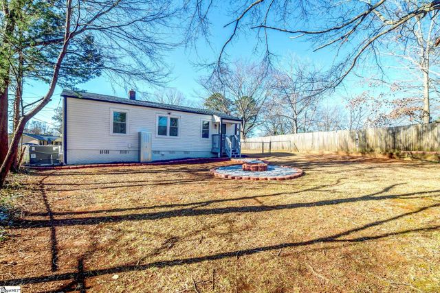 49 Tuskegee Avenue, Greenville, SC 29607