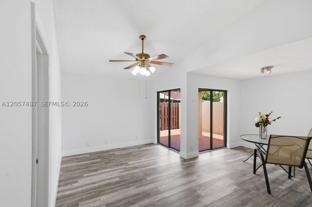 6473 NW 170th Ln, Hialeah, FL 33015