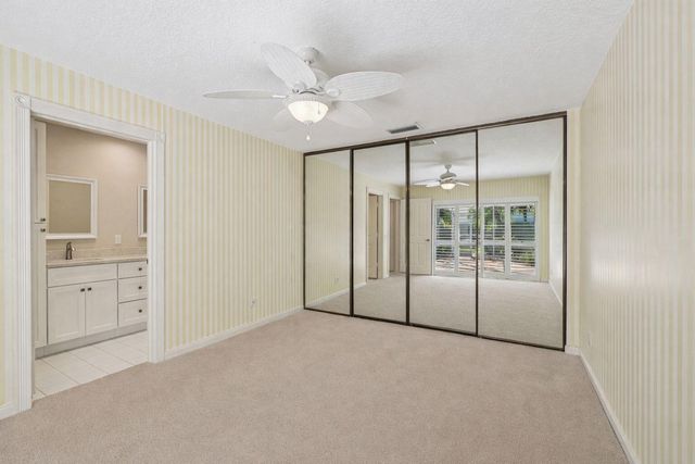 4202 Water Oak Court, Palm Beach Gardens, FL 33410