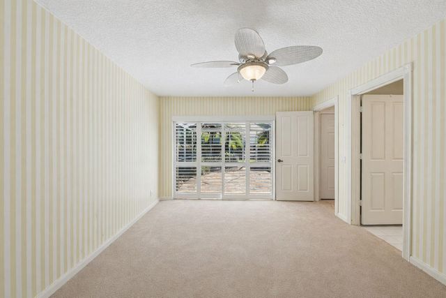 4202 Water Oak Court, Palm Beach Gardens, FL 33410