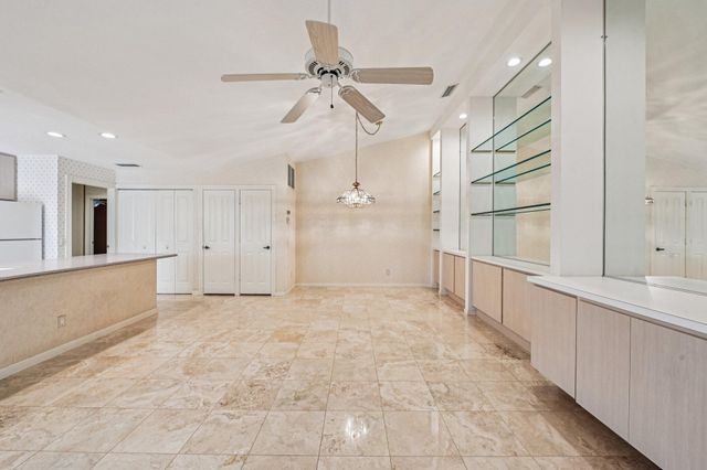 4202 Water Oak Court, Palm Beach Gardens, FL 33410