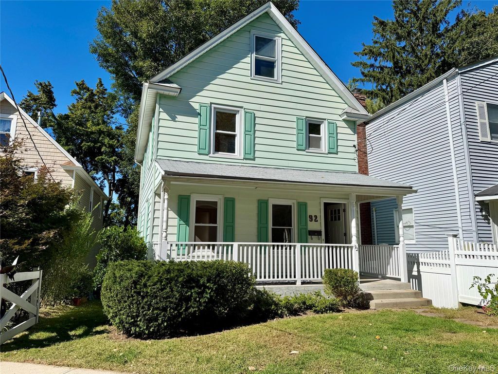 92 School Street, Oyster Bay, NY 11771 — exterior