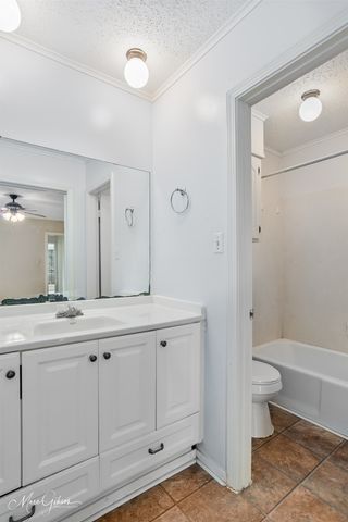 10016 Mustang Circle, Keithville, LA 71047