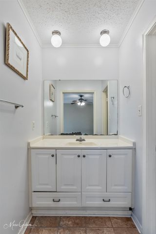 10016 Mustang Circle, Keithville, LA 71047