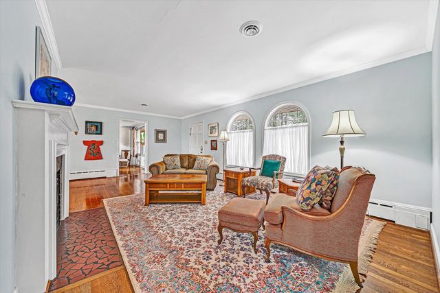 1039 Clearfield RD, Roanoke, VA 24015