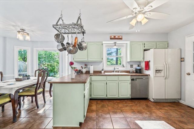 415 E VALLEYWOOD CV, Collierville, TN 38017