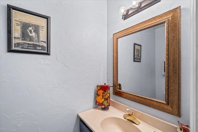 415 E VALLEYWOOD CV, Collierville, TN 38017