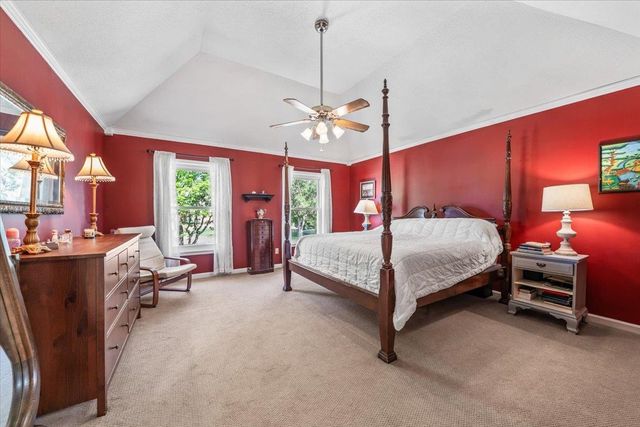 415 E VALLEYWOOD CV, Collierville, TN 38017