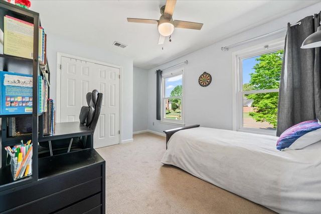 415 E VALLEYWOOD CV, Collierville, TN 38017