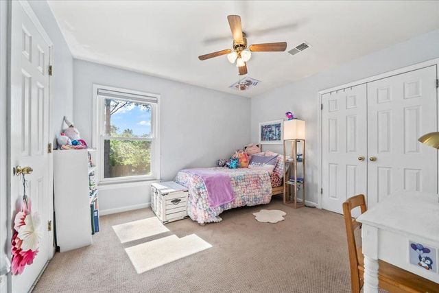 415 E VALLEYWOOD CV, Collierville, TN 38017