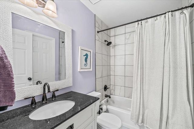 415 E VALLEYWOOD CV, Collierville, TN 38017