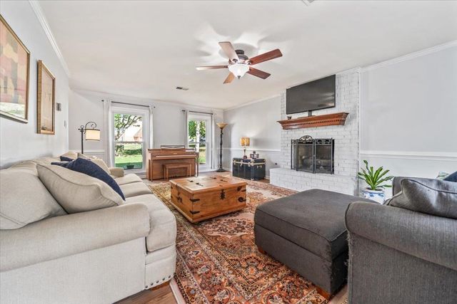 415 E VALLEYWOOD CV, Collierville, TN 38017