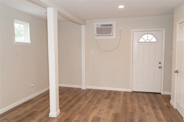 97 Anthony ST B, Austin, TX 78702