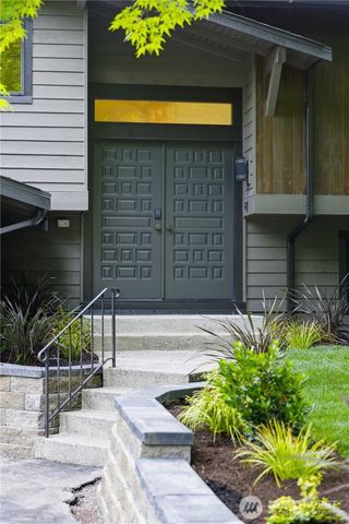 4008 NE 197th Street, Lake Forest Park, WA 98155