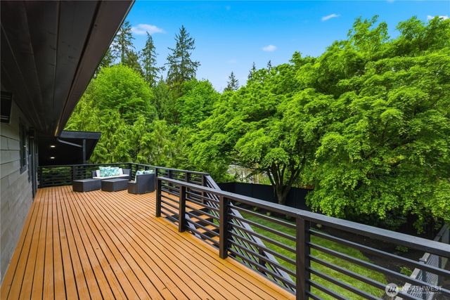 4008 NE 197th Street, Lake Forest Park, WA 98155