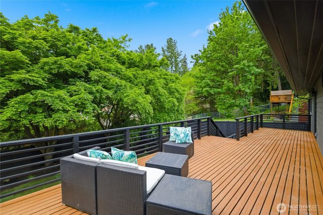 4008 NE 197th Street, Lake Forest Park, WA 98155