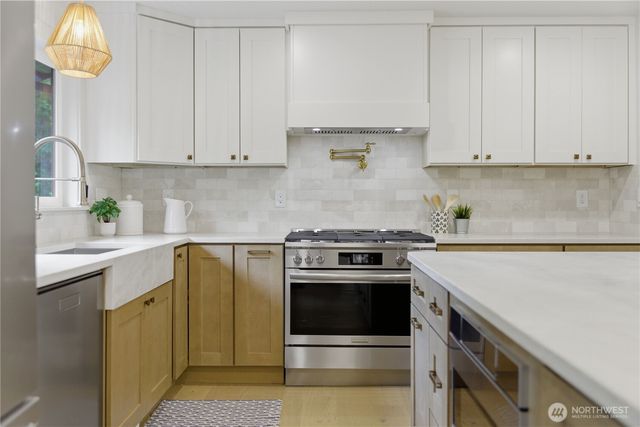 4008 NE 197th Street, Lake Forest Park, WA 98155