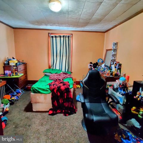 886 BARNESVILLE DR, Barnesville, PA 18214