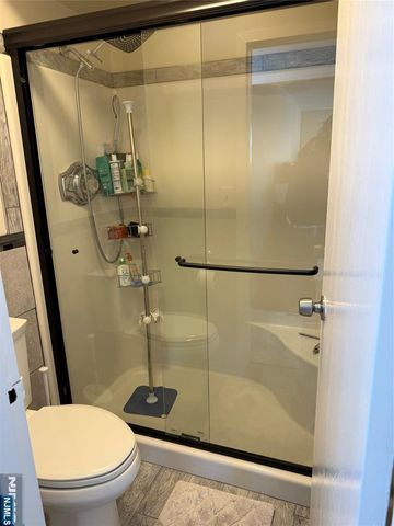 160 Overlook Avenue 11A, Hackensack, NJ 07601