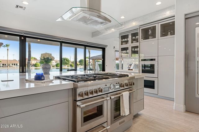 1455 W HEATHER Avenue, Gilbert, AZ 85233