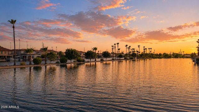 1455 W HEATHER Avenue, Gilbert, AZ 85233