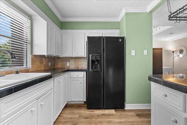 721 Davis Road, League City, TX 77573