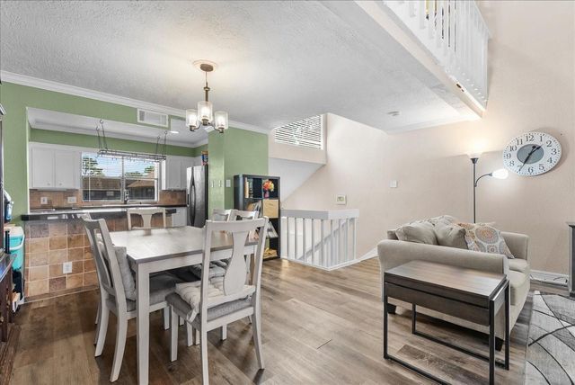 721 Davis Road, League City, TX 77573