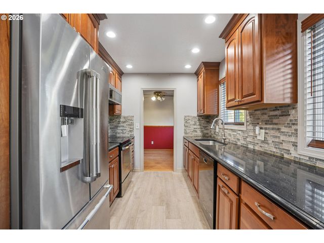 345 Ne 199TH Ave, Portland, OR 97230