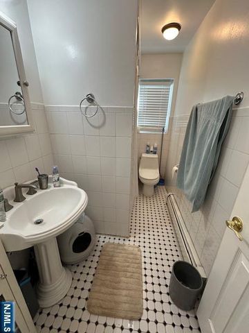 298 Julianne Terrace, Secaucus, NJ 07094