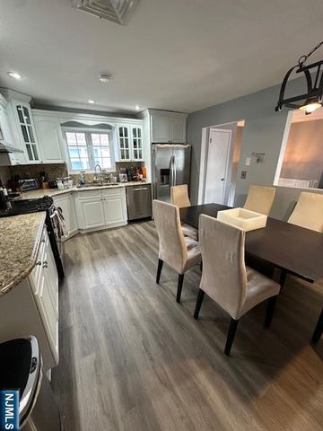 298 Julianne Terrace, Secaucus, NJ 07094