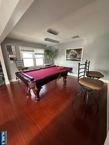 298 Julianne Terrace, Secaucus, NJ 07094