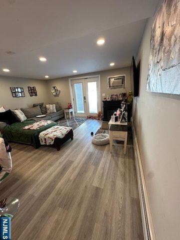 298 Julianne Terrace, Secaucus, NJ 07094