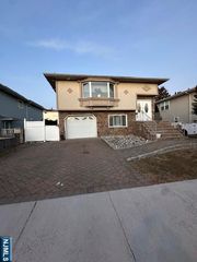 298 Julianne Terrace, Secaucus, NJ 07094