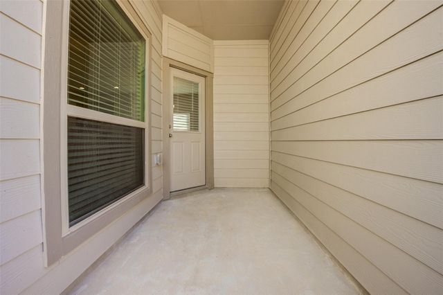 6544 Castle Loch Court, Houston, TX 77048