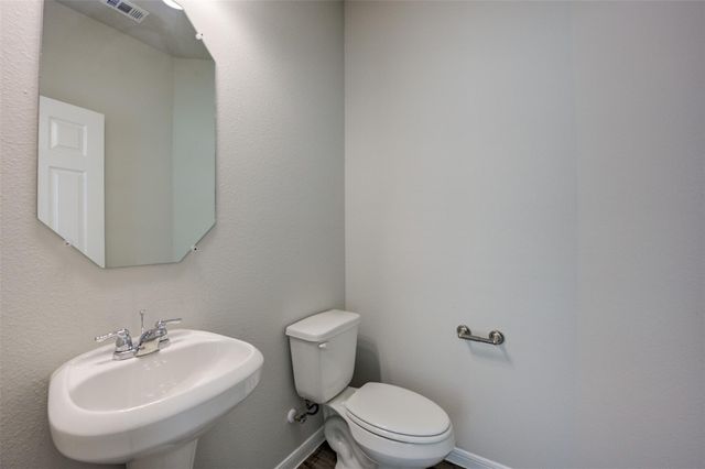 6544 Castle Loch Court, Houston, TX 77048