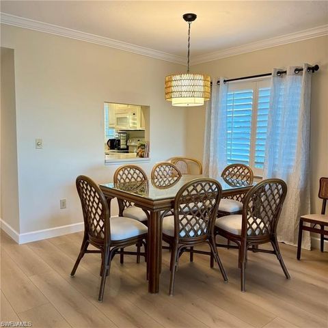 57 High Point CIR W 201, Naples, FL 34103