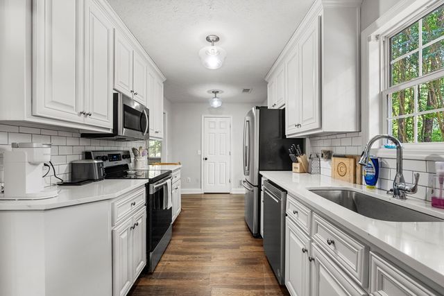 327 West Pine Drive, Fortson, GA 31808