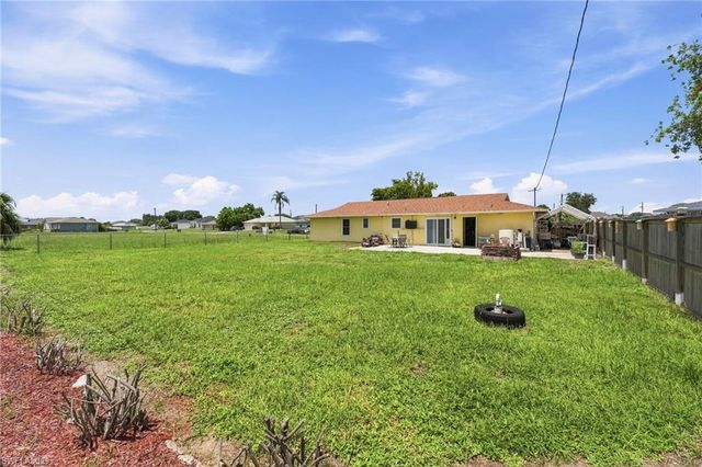 2303 NE 23rd AVE, Cape Coral, FL 33909
