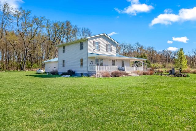320 Jonesville Road, Jonesville, MI 49250