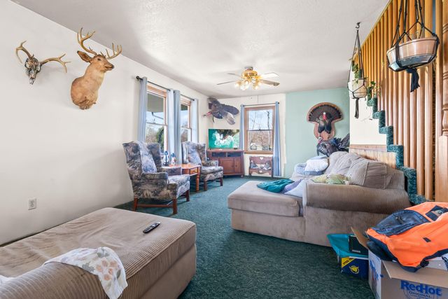 320 Jonesville Road, Jonesville, MI 49250