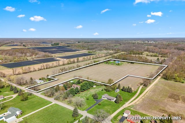 320 Jonesville Road, Jonesville, MI 49250