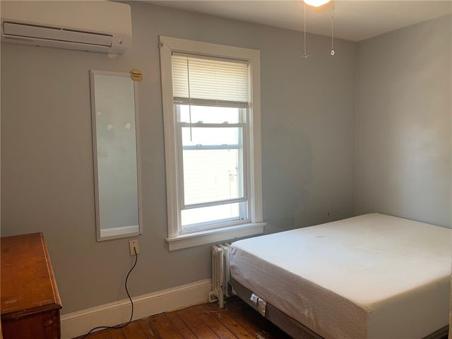 14 Grafton Street, Newport, RI 02840