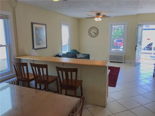 14 Grafton Street, Newport, RI 02840