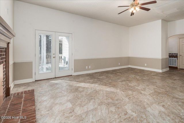 606 Cherry Road, Washington, NC 27889